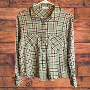 5 for $25🔥Timing Green & Pink Plaid Button Front Shirt Medium
